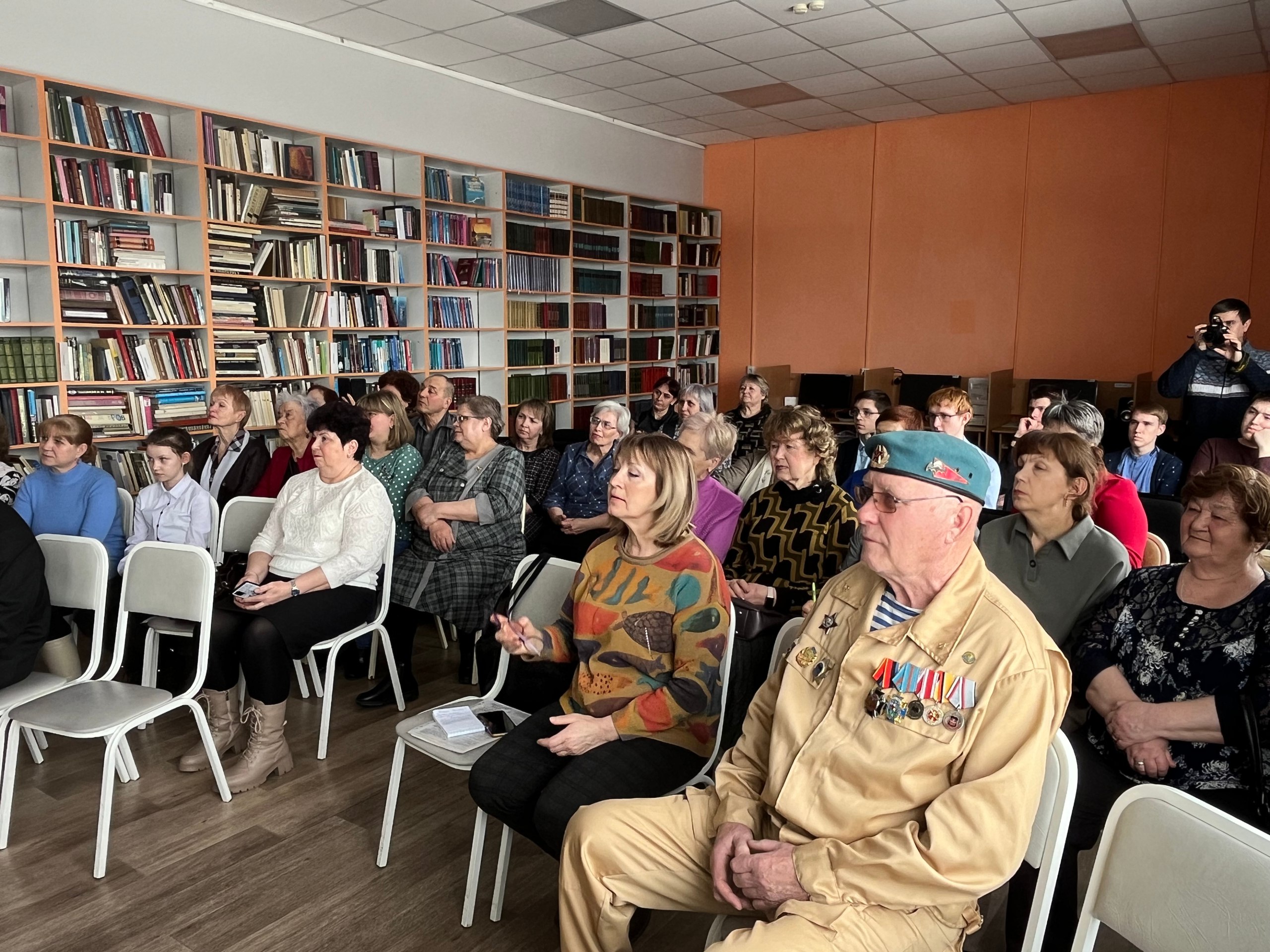В Калачинске прошло патриотическое мероприятие «Диалог времени «Живая история: герои не из книг».